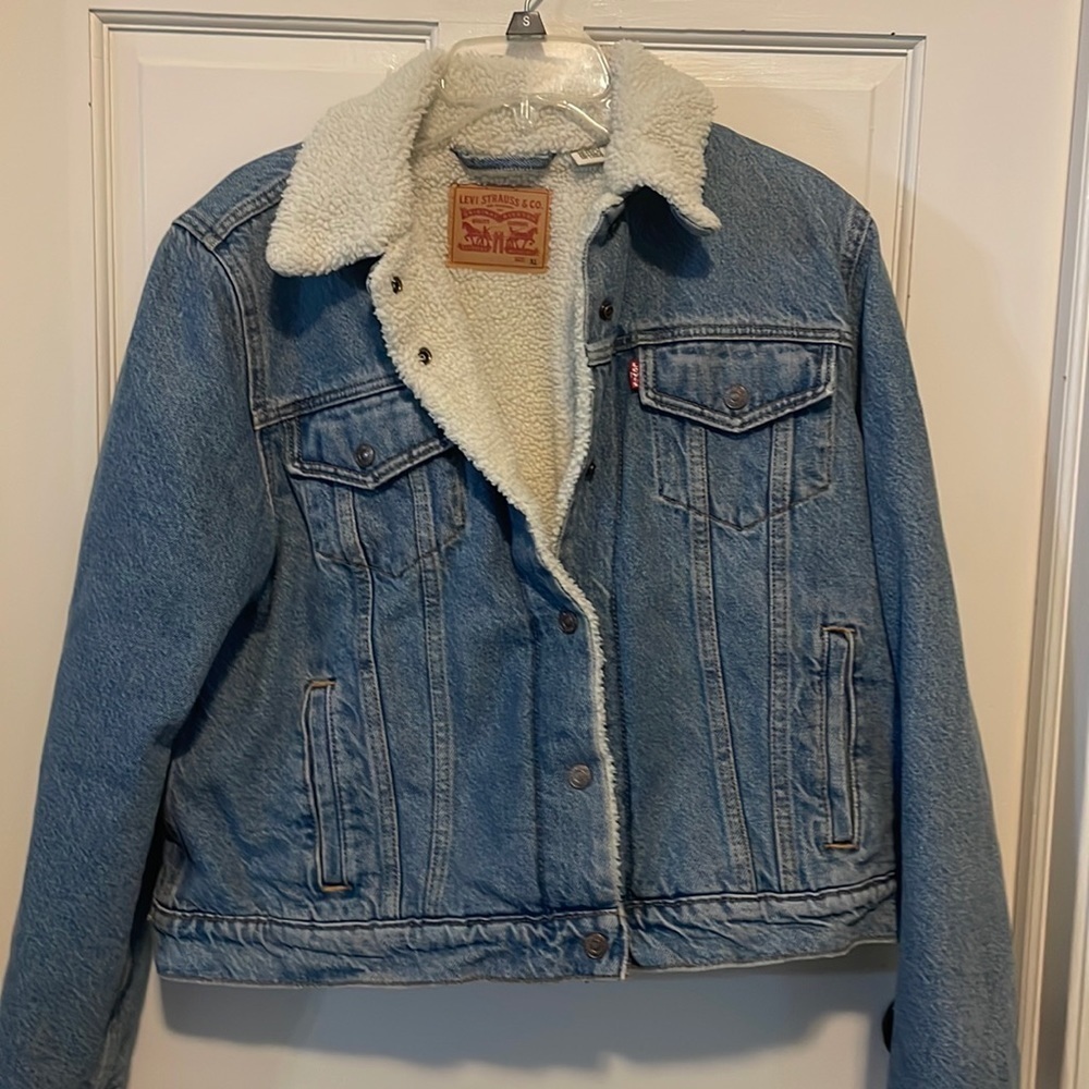 Levi's Blue Jean Jacket with White Sherpa Collar